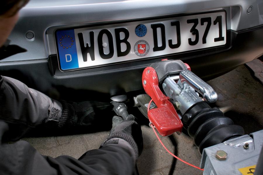  Volkswagen Golf 2004 года  (фото 64 из 170)